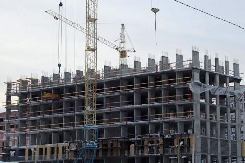 Отмена моратория увеличила сроки строительства до пяти лет — градостроитель Юлия Зубарик