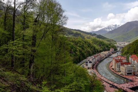 Бронь за 8 тысяч на 12 ночей — в Сочи еще есть такие варианты, но их быстро разбирают