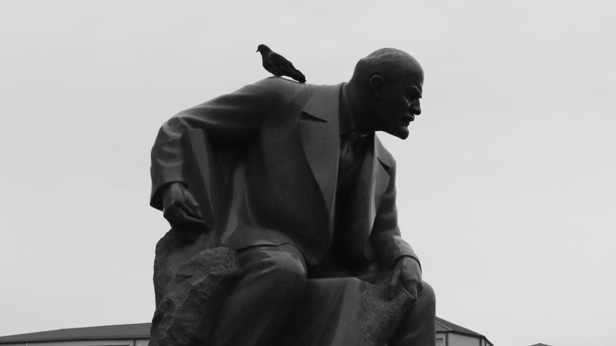 Памятник В. И. Ленин