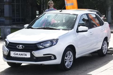 Продажи российских автомобилей за январь–июль 2025 года упали на 19% — 